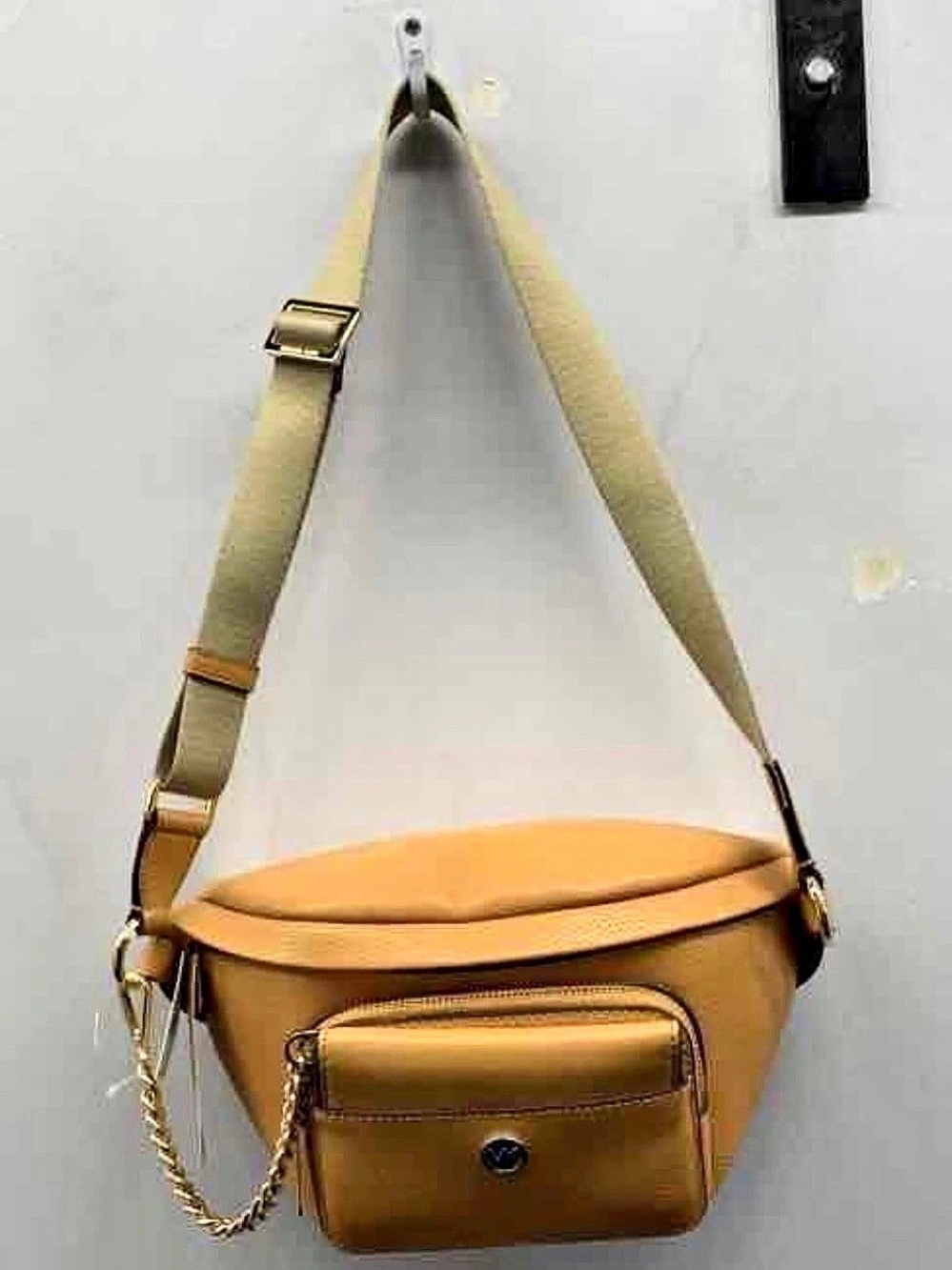 Michael Kors Maisie 2 in 1 Waistpack 2-in-1 Leather Waistpack in Brown NWT